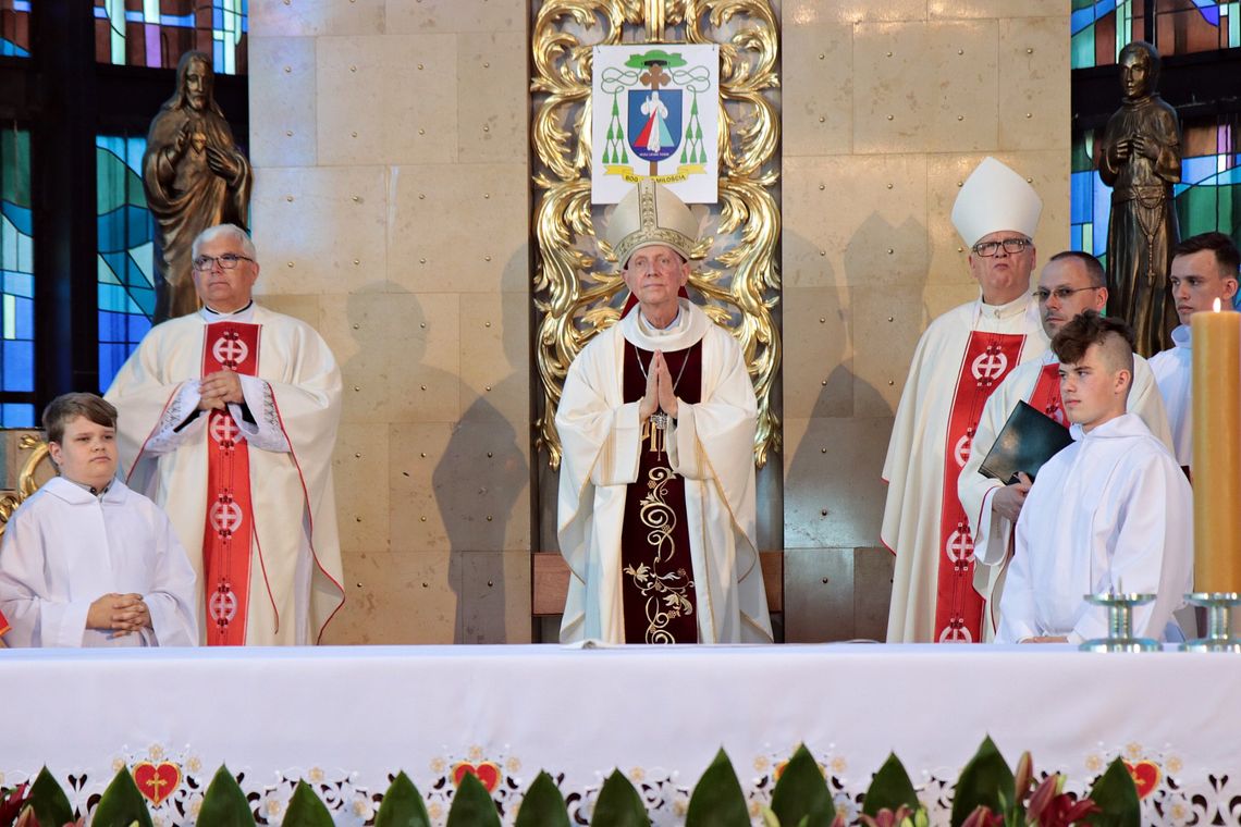 Jubileusz 40-lecia parafii św. Stanisława Kostki w Rypinie.