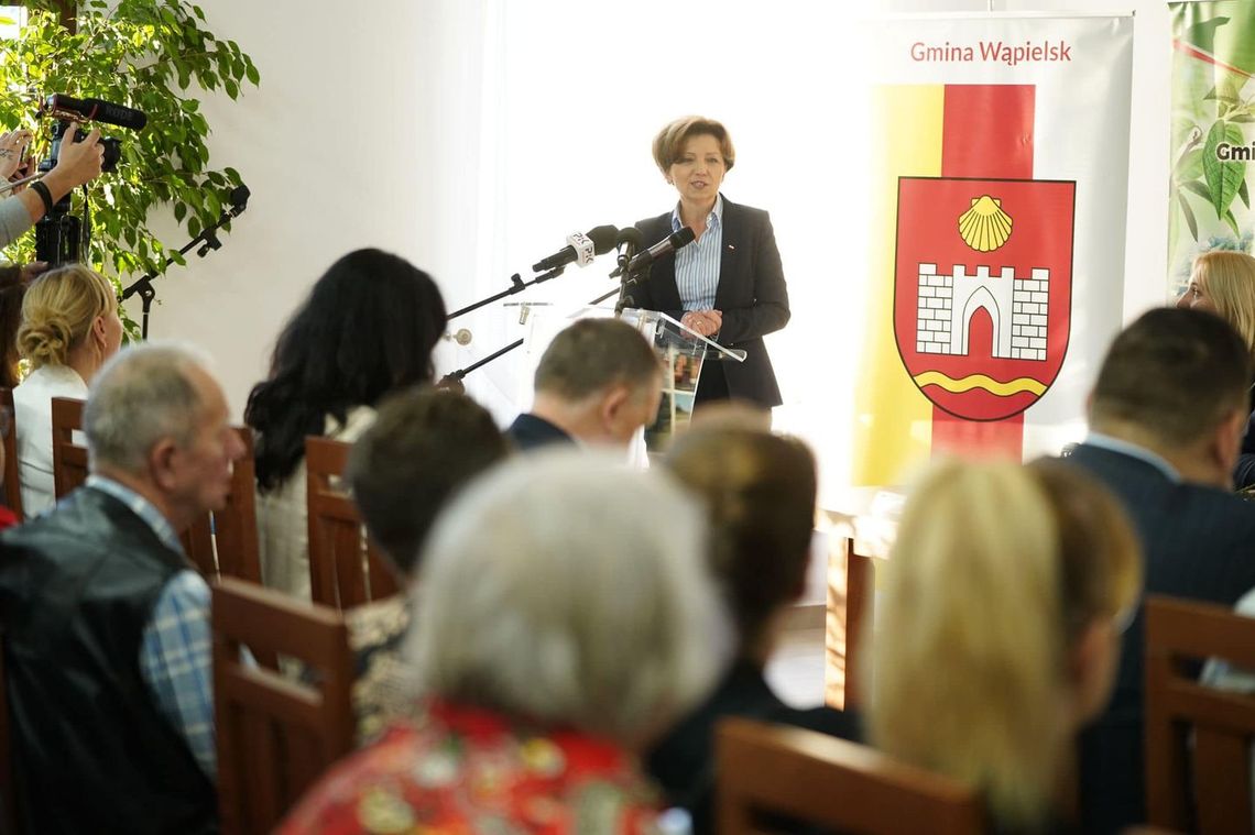 Minister Marlena Maląg w Wąpielsku