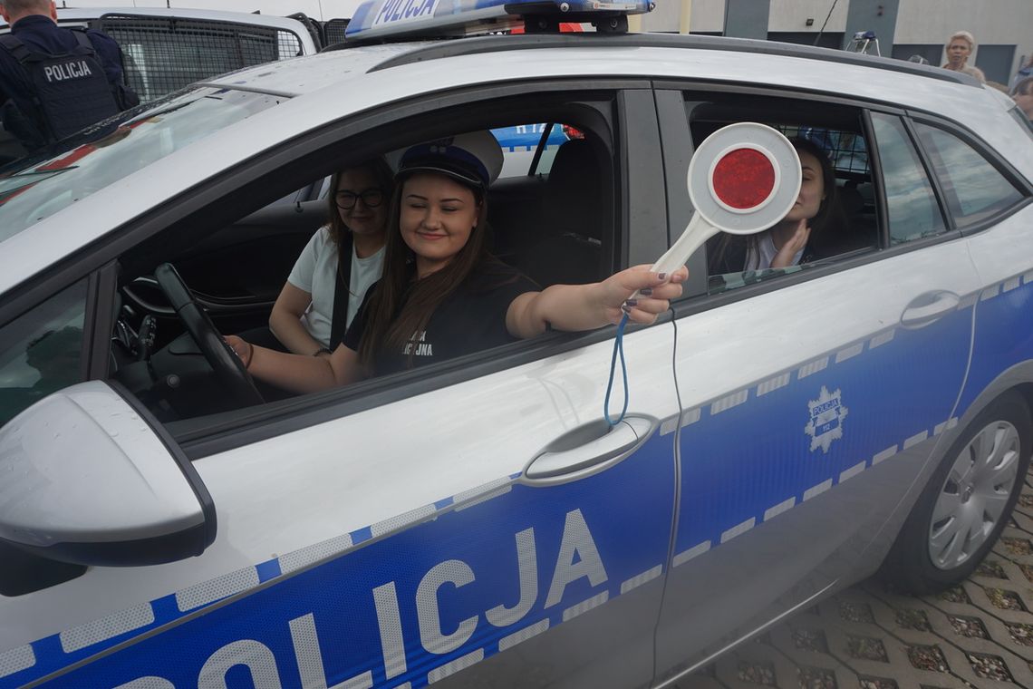 POLICYJNY FESTYN PROFILAKTYCZNY Z UDZIAŁEM SŁUŻB MUNDUROWYCH